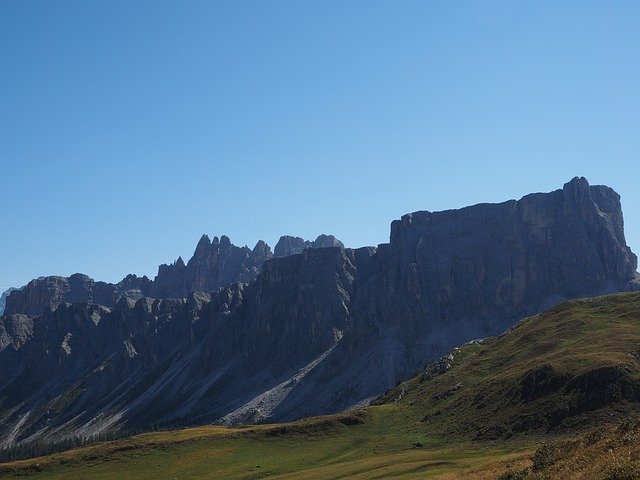 GIMP ücretsiz çevrimiçi resim düzenleyiciyle düzenlenecek ücretsiz indir dolomit dağları dağ grubu ücretsiz resmi