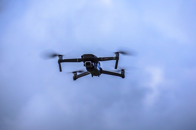 تحميل مجاني Drone Uav Copter - صورة مجانية أو صورة مجانية ليتم تحريرها باستخدام محرر الصور عبر الإنترنت GIMP