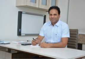 Free picture dr-sunil-chandak to be edited by GIMP online free image editor by OffiDocs