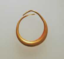 Free download Earring of simple form (pair) free photo or picture to be edited with GIMP online image editor