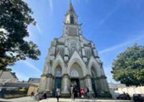 ดาวน์โหลดรูปภาพหรือรูปภาพฟรี eglise-angers-madeleine เพื่อแก้ไขด้วยโปรแกรมแก้ไขรูปภาพออนไลน์ GIMP