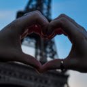 Écran Tour Eiffel Love Paris, France pour l'extension de la boutique en ligne Chrome dans OffiDocs Chromium