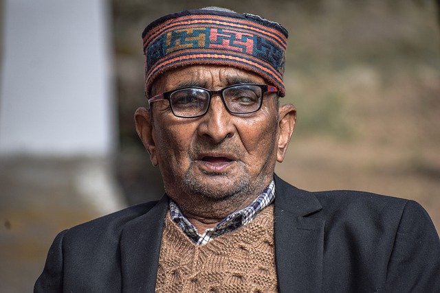 Free download elderly man old man elderly man free picture to be edited with GIMP free online image editor
