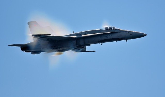 Free download f 18 aircraft flight free picture to be edited with GIMP free online image editor