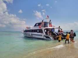 Free download fast-boat-to-lembongan-boarding-at-sanur free photo or picture to be edited with GIMP online image editor
