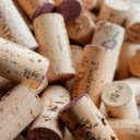 features a stunning arrangement of wine corks  screen for extension Chrome web store in OffiDocs Chromium
