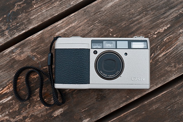 Free download film camera ricoh canon eos rp free picture to be edited with GIMP free online image editor