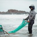 Fishermen and green nets  screen for extension Chrome web store in OffiDocs Chromium