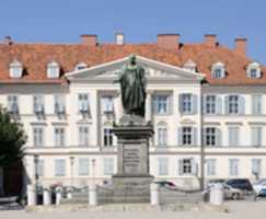 Scarica gratuitamente la foto o l'immagine gratuita di Franz I Monument - Graz da modificare con l'editor di immagini online GIMP