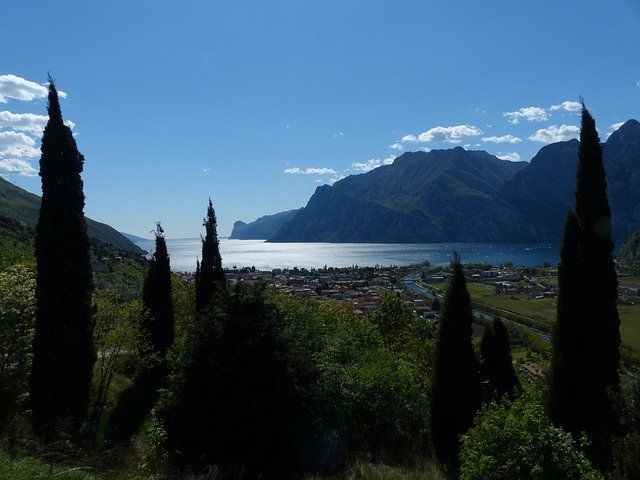 Free download garda outlook lake vacations free picture to be edited with GIMP free online image editor