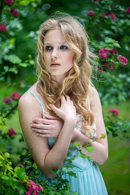 Baixe grátis a imagem grátis de retrato de menina de moda de jardim para ser editada com o editor de imagens on-line gratuito GIMP