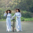 Gentle, elegant girls  screen for extension Chrome web store in OffiDocs Chromium