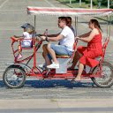 Giant red bicycle  screen for extension Chrome web store in OffiDocs Chromium