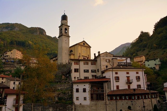 دانلود رایگان تصویر کوه کلیسای روستایی giazza برای ویرایش با ویرایشگر تصویر آنلاین رایگان GIMP