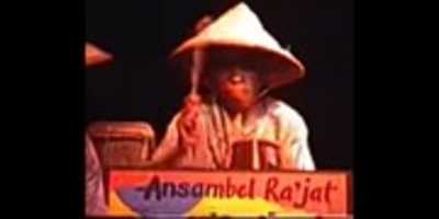 Free download GIMBA, Alat Musik Pukul Orang Kaili free photo or picture to be edited with GIMP online image editor