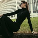 Girl and Black Glasses  screen for extension Chrome web store in OffiDocs Chromium