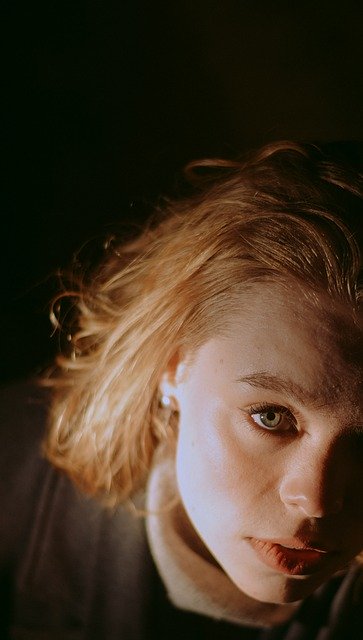 تنزيل مجاني للفتاة ، موديل الوجه ، تبدو عيون أنثوية ، صورة مجانية ليتم تحريرها باستخدام محرر الصور المجاني على الإنترنت من GIMP