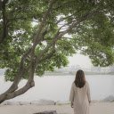 Girl looking at the lake  screen for extension Chrome web store in OffiDocs Chromium