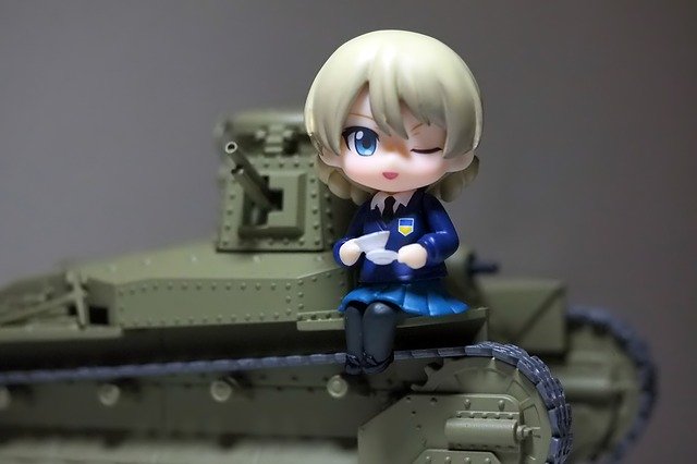 Free download girls and panzer type 89 tank free picture to be edited with GIMP free online image editor
