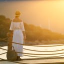Girl standing on the bridge  screen for extension Chrome web store in OffiDocs Chromium