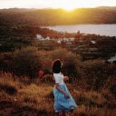 Girl with grass garden and sunlight  screen for extension Chrome web store in OffiDocs Chromium