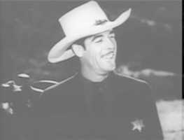 Téléchargement gratuit Glenn Strange (en tant que shérif de Middleton) | Trouble in Texas (1937) photo ou image gratuite à modifier avec l'éditeur d'images en ligne GIMP