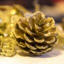Golden Pinecone: A Touch of Elegance and Winter Charm  screen for extension Chrome web store in OffiDocs Chromium