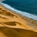 Golden sand beach on the sea  screen for extension Chrome web store in OffiDocs Chromium