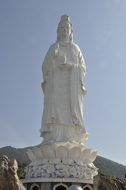 Free download guanyin buddha statue free picture to be edited with GIMP free online image editor