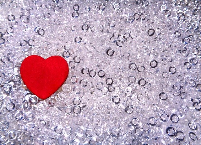 Free download heart red valentine love day free picture to be edited with GIMP free online image editor