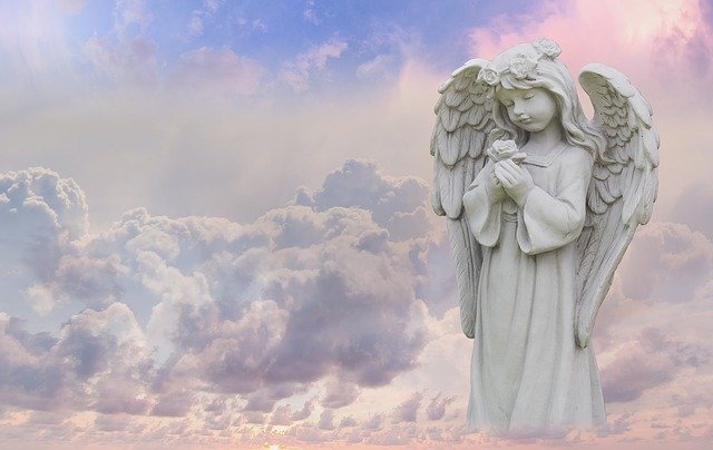 Бесплатно скачать крыло статуи небесного ангела бесплатное изображение для редактирования с помощью бесплатного онлайн-редактора изображений GIMP