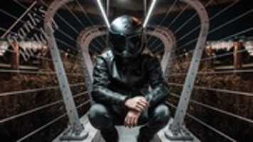Free download helmet_cyborg_biker_116876_1920x1080-01 free photo or picture to be edited with GIMP online image editor