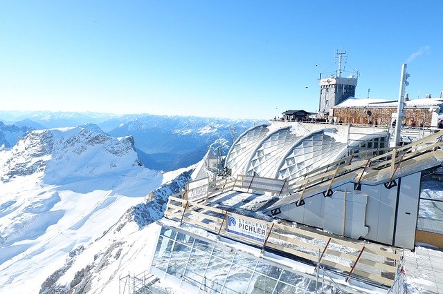 免费下载he tucked hospital jose zugspitze 免费图片以使用GIMP 免费在线图像编辑器进行编辑