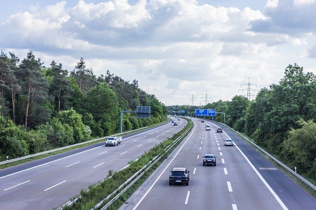 Free download highway a661 road traffic route free picture to be edited with GIMP free online image editor