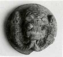ດາວໂຫຼດຟຣີ Hippopotamus-Head Design Amulet Inscribed With Four Linked Ibex Heads. ຮູບ​ພາບ​ຟຣີ​ຫຼື​ຮູບ​ພາບ​ທີ່​ຈະ​ໄດ້​ຮັບ​ການ​ແກ້​ໄຂ​ກັບ GIMP ອອນ​ໄລ​ນ​໌​ບັນ​ນາ​ທິ​ການ​ຮູບ​ພາບ​