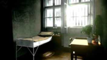 Download gratuito di foto o immagini gratuite di Hitlers Prison Cell da modificare con l'editor di immagini online GIMP