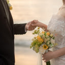 Hold hands forever  screen for extension Chrome web store in OffiDocs Chromium