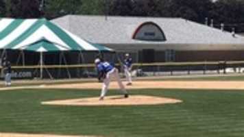 ดาวน์โหลดฟรี honeoye-baseball-2019-06-08 ฟรีรูปภาพหรือรูปภาพที่จะแก้ไขด้วยโปรแกรมแก้ไขรูปภาพออนไลน์ GIMP