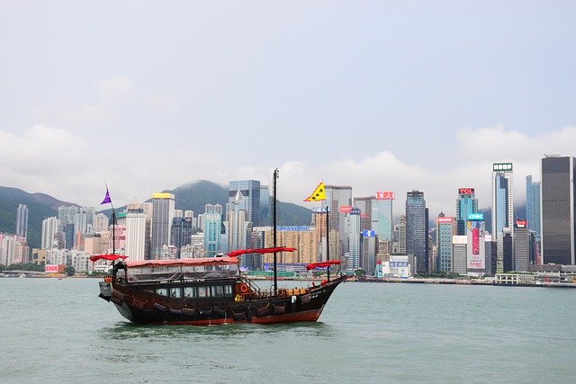 Descargue gratis la imagen gratuita del horizonte del barco del barco del dragón de Hong Kong para editar con el editor de imágenes en línea gratuito GIMP