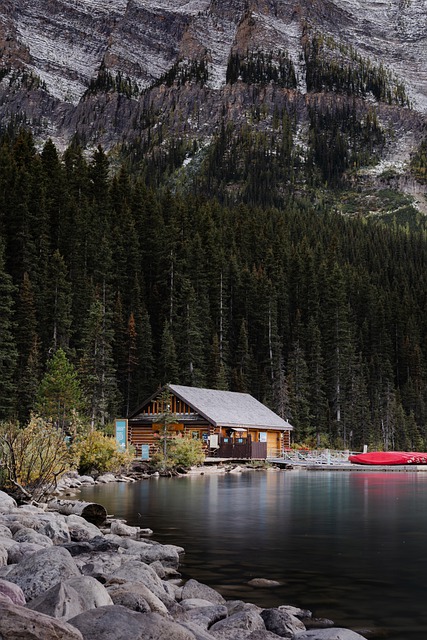 دانلود رایگان عکس دریاچه معماری خانه دریاچه لوئیز برای ویرایش با ویرایشگر تصویر آنلاین رایگان GIMP