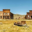 houses in the fields  screen for extension Chrome web store in OffiDocs Chromium