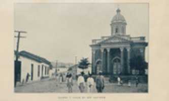 Free download Iglesia y Calle En San Salvador free photo or picture to be edited with GIMP online image editor