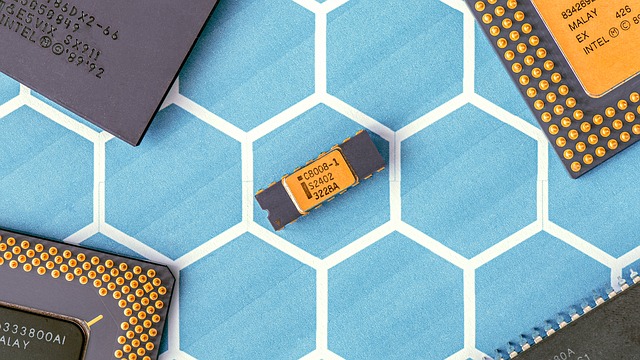 Free download intel 8008 cpu old processor free picture to be edited with GIMP free online image editor