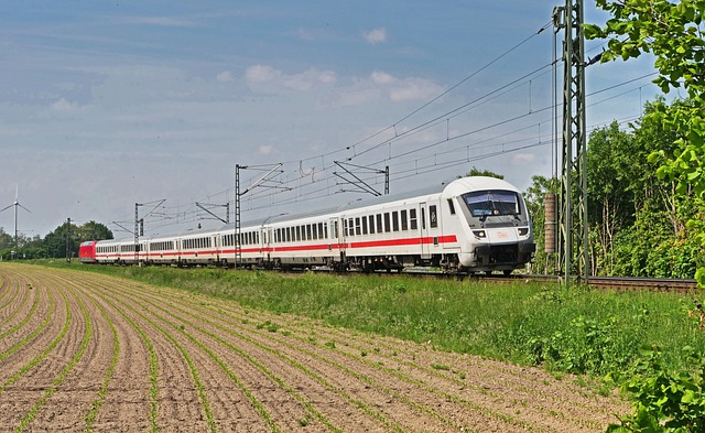 دانلود رایگان تصویر قطار بین شهری ic deutsche bahn برای ویرایش با ویرایشگر تصویر آنلاین رایگان GIMP