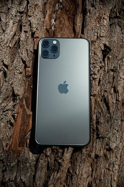 Free download iphone pro max iphone11 free picture to be edited with GIMP free online image editor