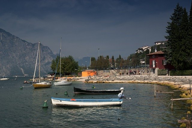 無料ダウンロード イタリア ガルダ湖 山 自然 無料画像 GIMP で編集できる無料オンライン画像エディター
