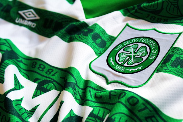 Scarica gratis l'immagine della maglia da calcio della maglia glasgow celtic da modificare con l'editor di immagini online gratuito di GIMP