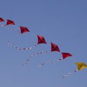 Kites fly in the wind  screen for extension Chrome web store in OffiDocs Chromium