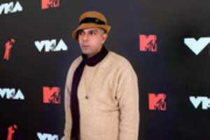 Free download Kris Kourtis mtv awards free photo or picture to be edited with GIMP online image editor