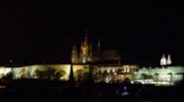 Free download La catedral de Praga por la noche free photo or picture to be edited with GIMP online image editor